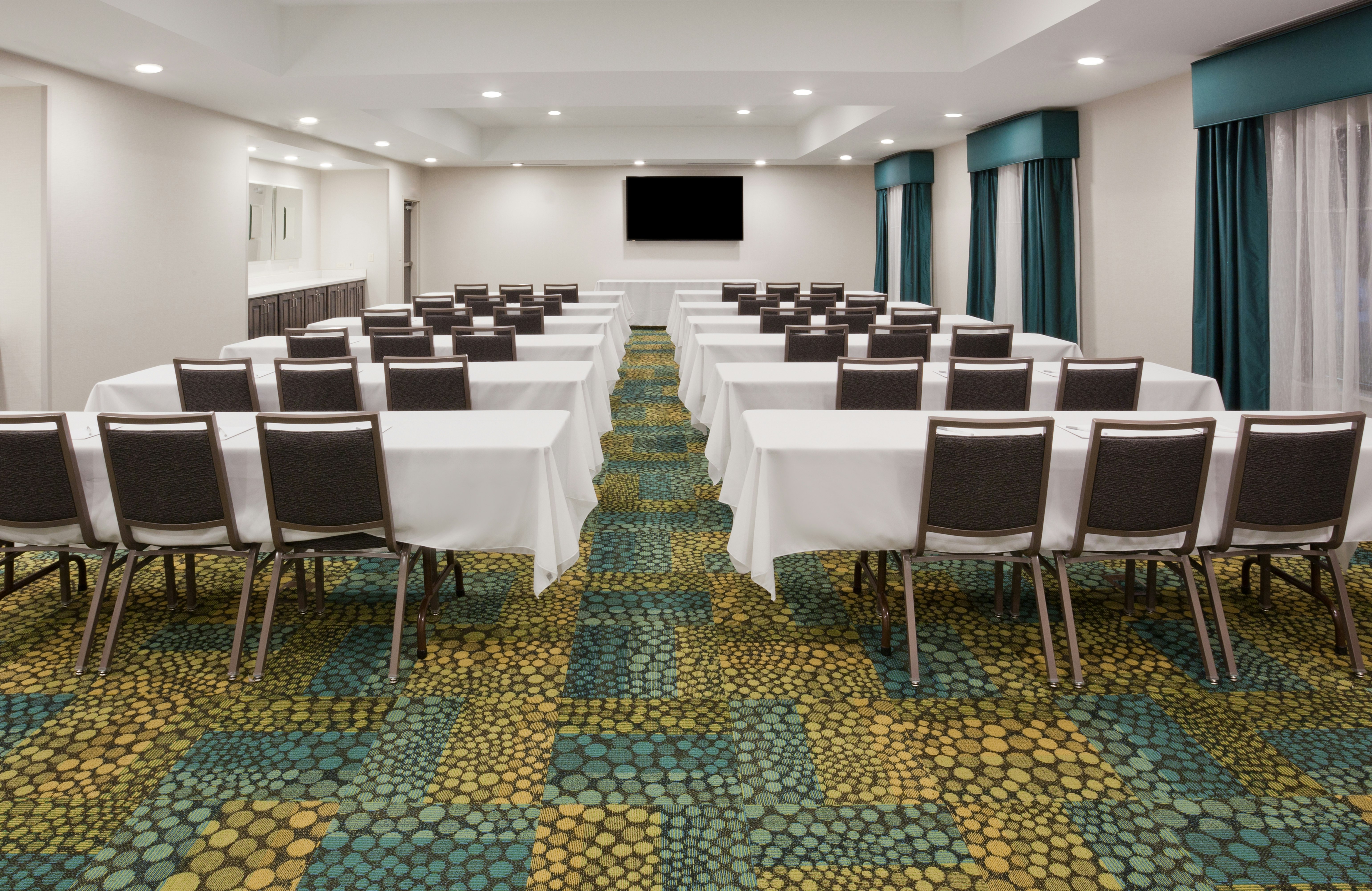 Hampton Inn and Suites Sioux City South 37/44