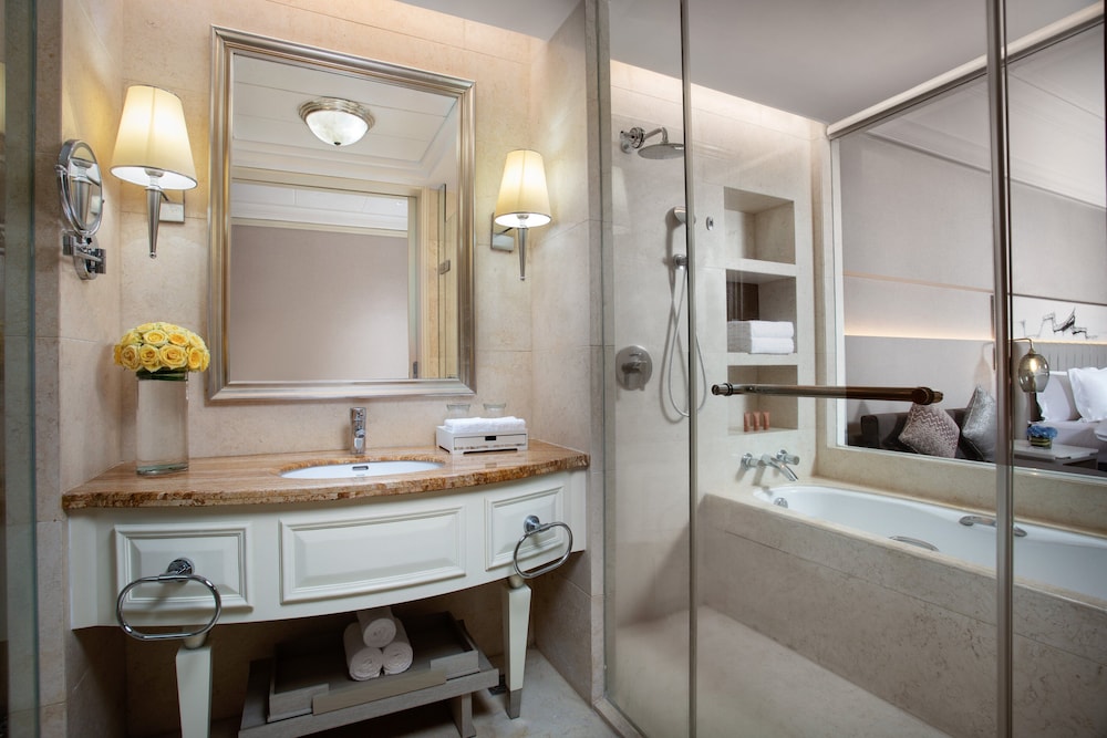 Crowne Plaza Fuzhou South 23/65