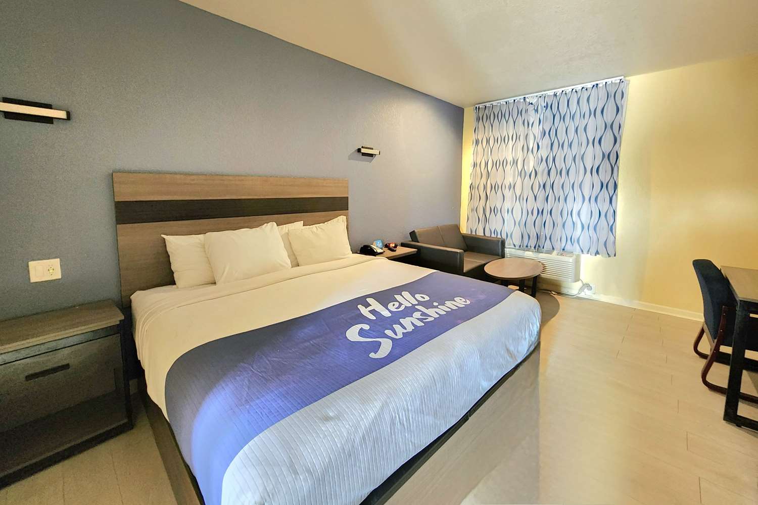 Days Inn By Wyndham Freeport 7/34