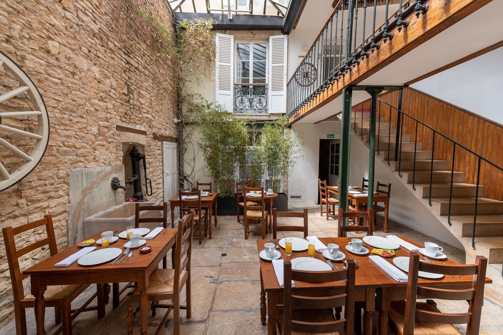Hotel des Tonneliers 36/46