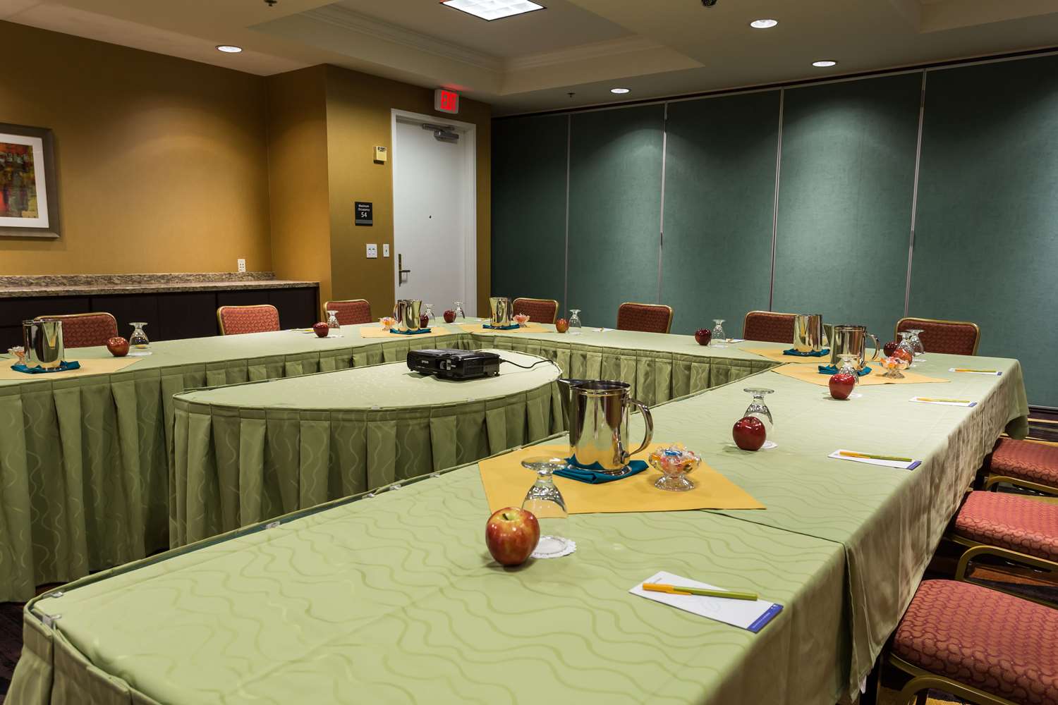 restaurant cafeteria