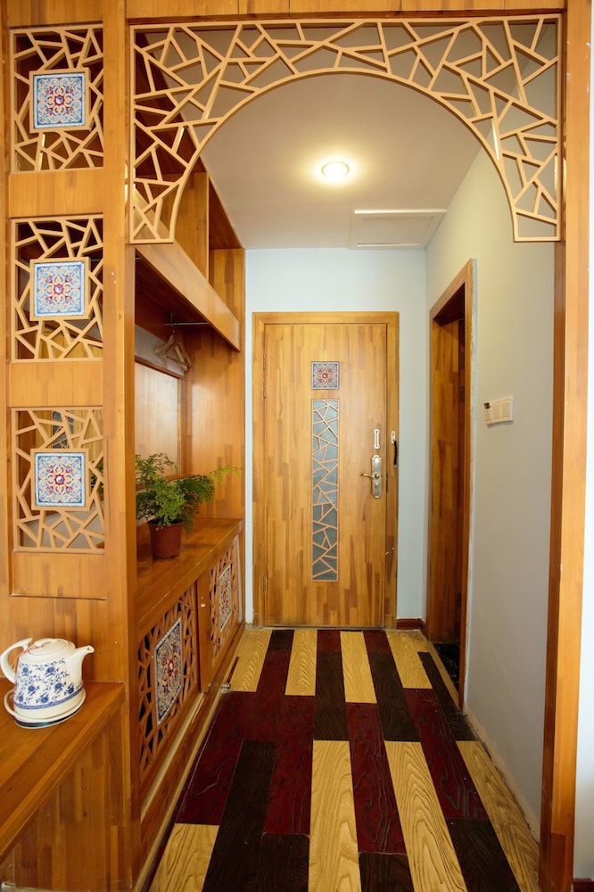 1982 chujian international youth hostel