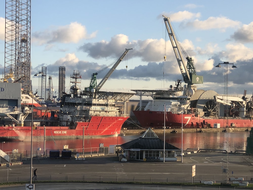 OUTLET HOTEL FREDERIKSHAVN 20/20