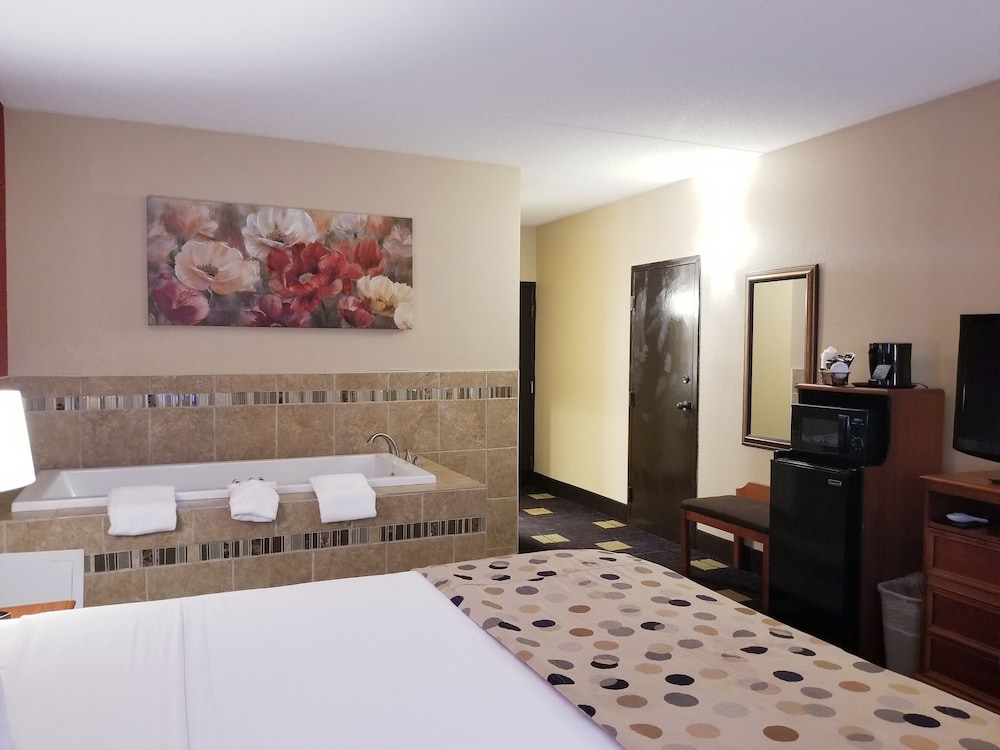 Baymont By Wyndham Indianapolis West 11/26