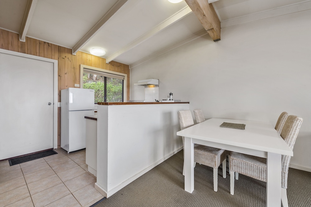 BEACON POINT OCEAN VIEW VILLAS 48/70