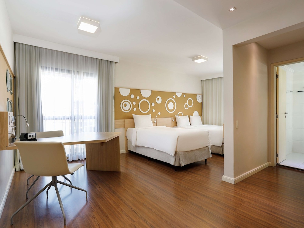 Mercure Sao Paulo Alamedas 15/74