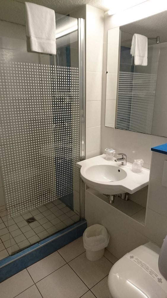 HOTEL KYRIAD TOULOUSE SUD - ROQUES 44/50