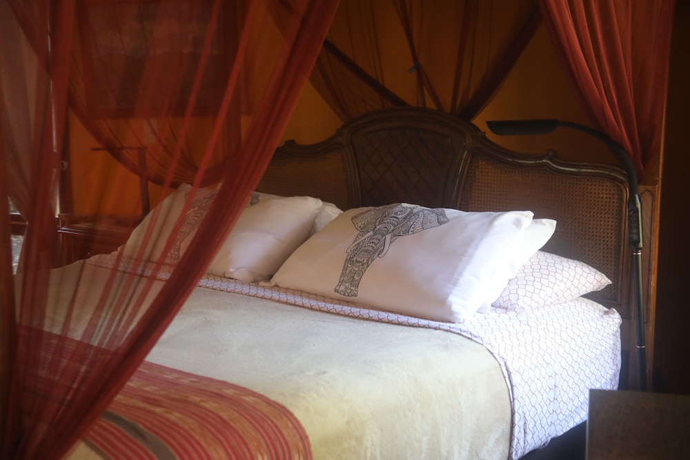 Ma'ukele Lodge 14/50