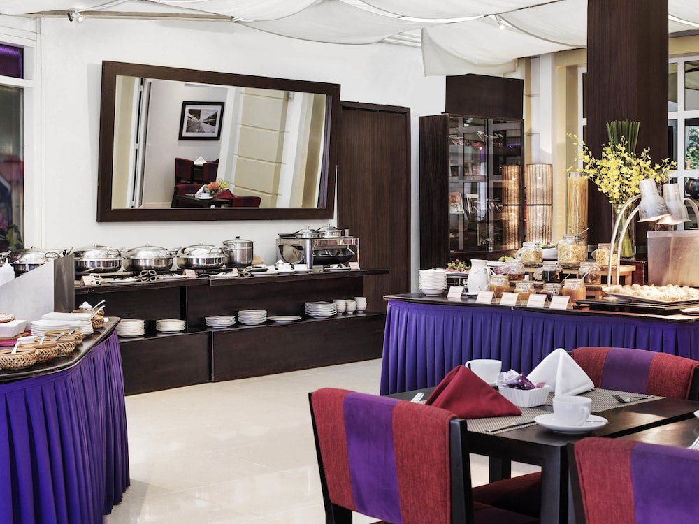 Mercure Hanoi La Gare Hotel 49/68