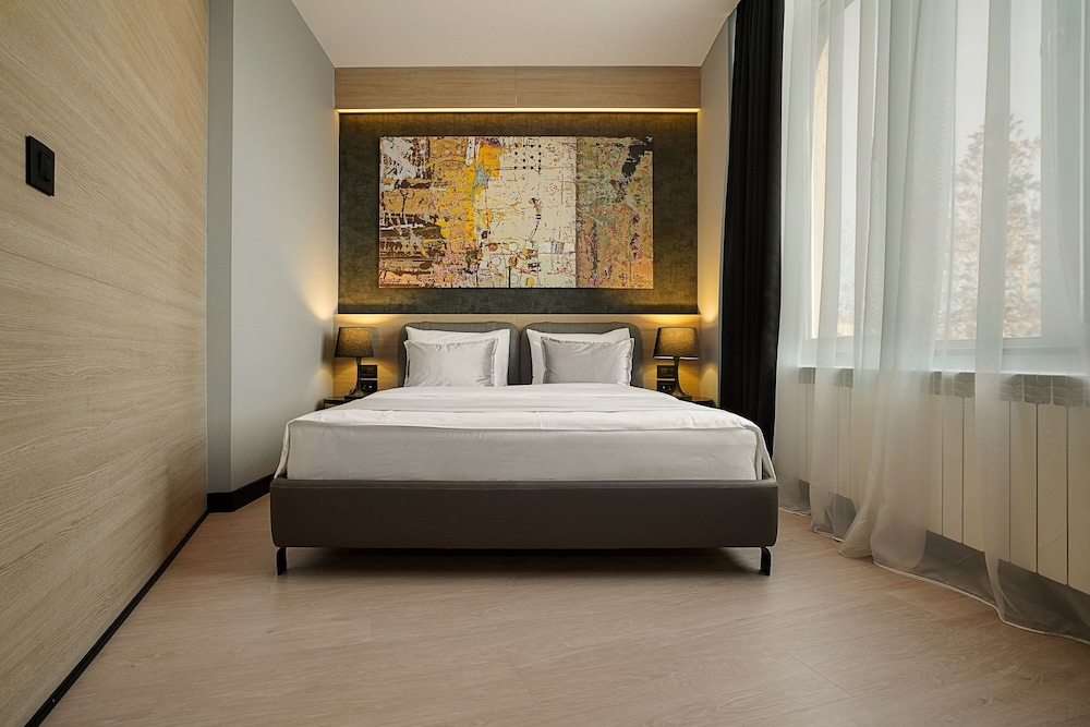 Maccani Luxury Suites 19/85