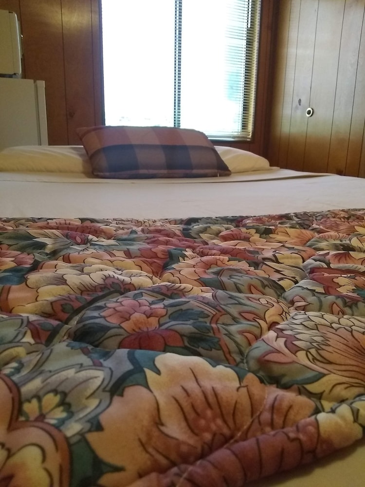 The Orca Inn 53/71