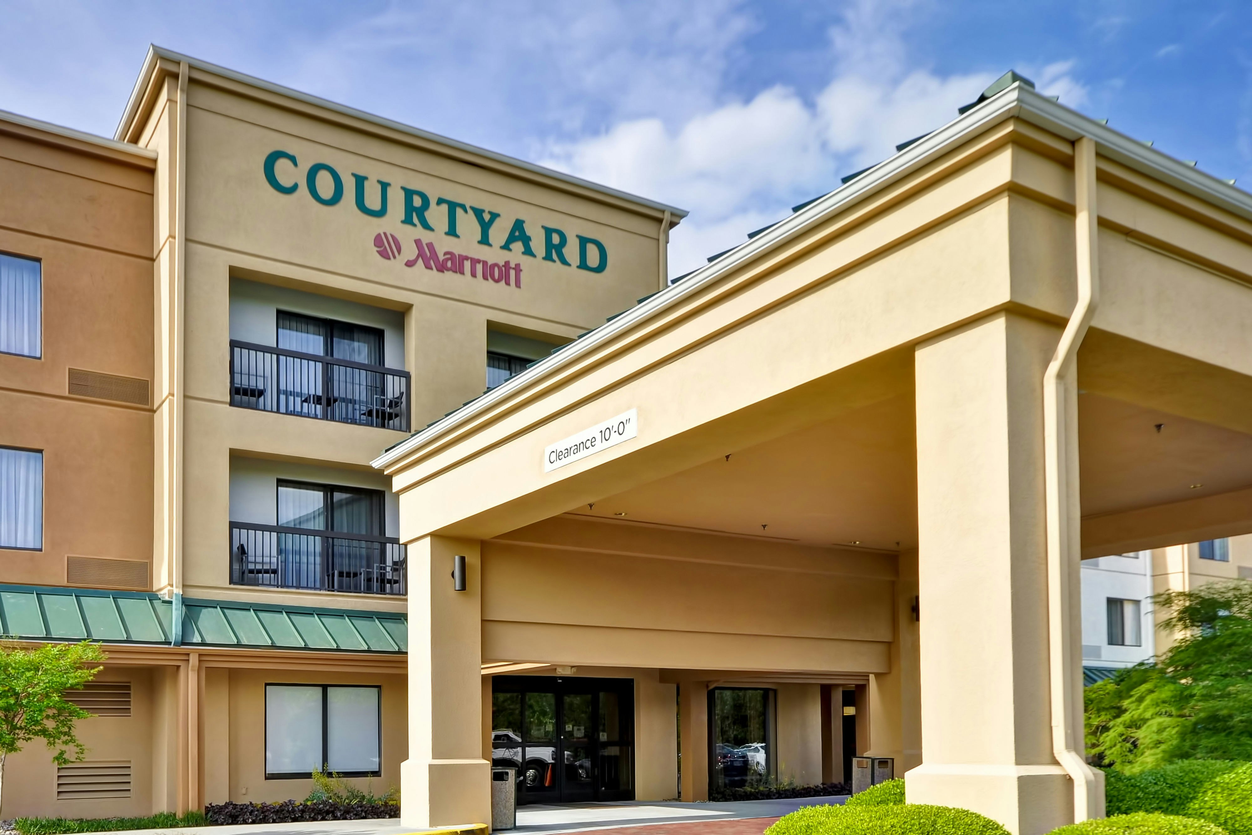 Courtyard by Marriott Dalton 2/43