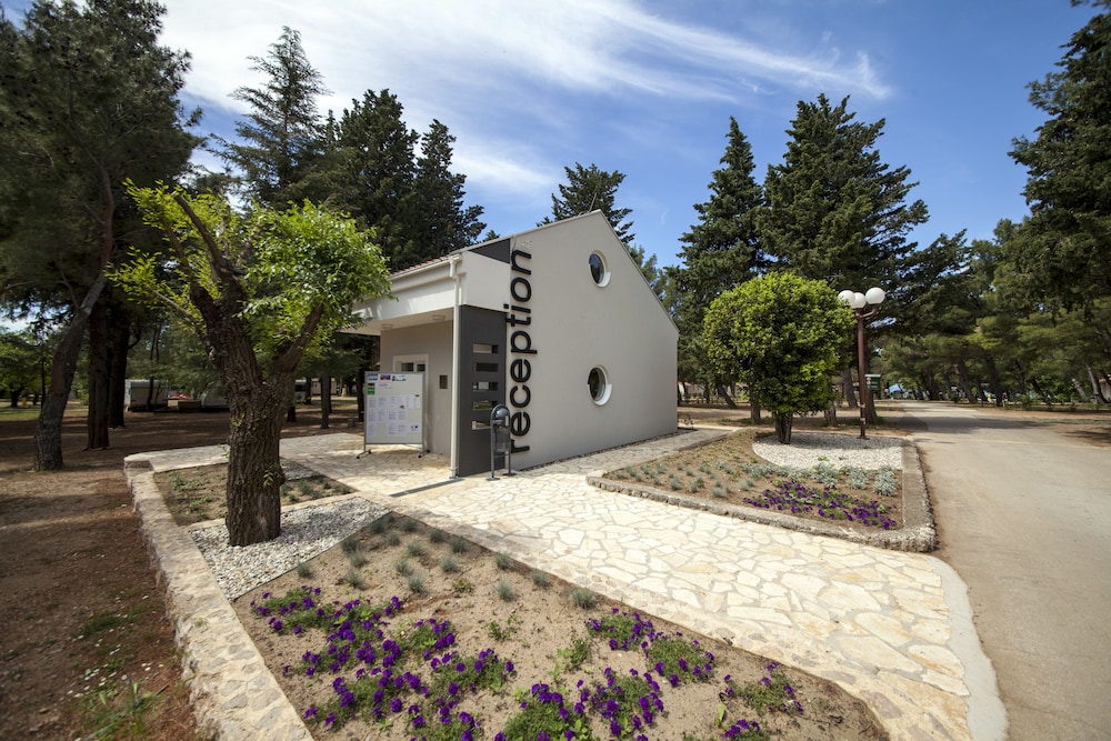 Camping Paklenica - Mobile Homes 34/55