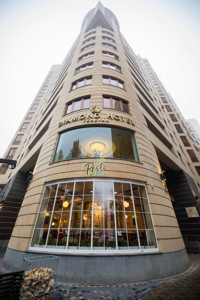 DIAMOND HOUSE HOTEL 1/42