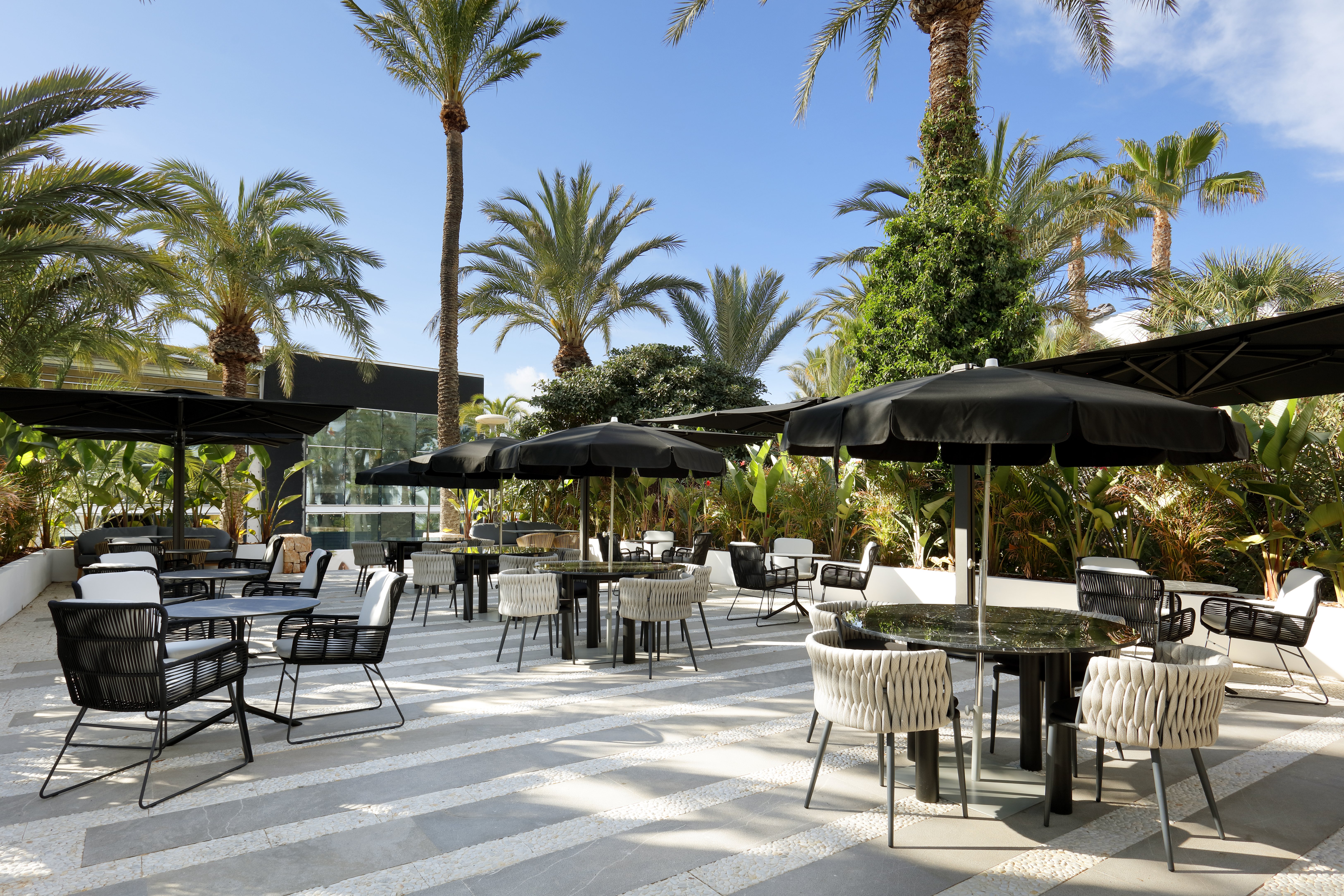 Ushuaia Ibiza Beach Hotel - Adults Only 16/37