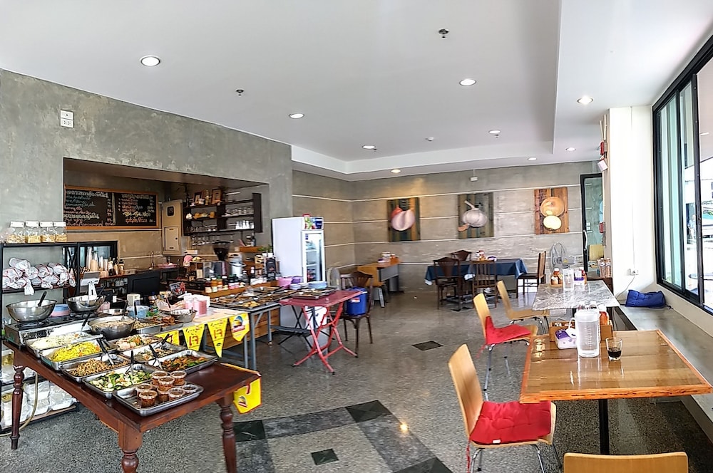 KOMOL RESIDENCE BANGKOK 50/65