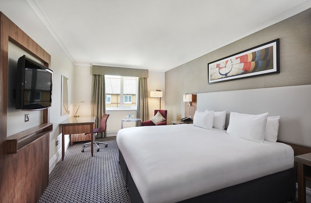 DOUBLETREE BY HILTON BRISTOL NORTH 14/47