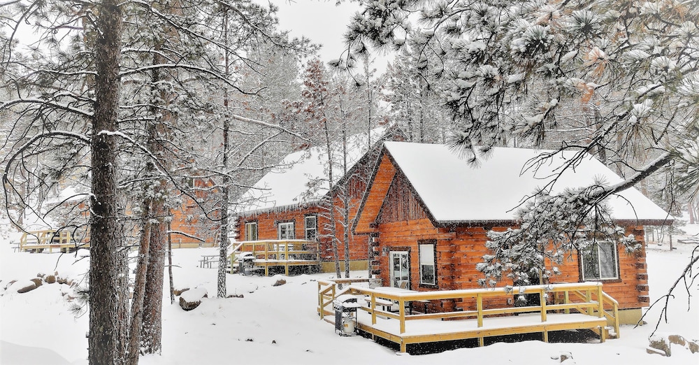 Freedom Ridge Cabins 42/54