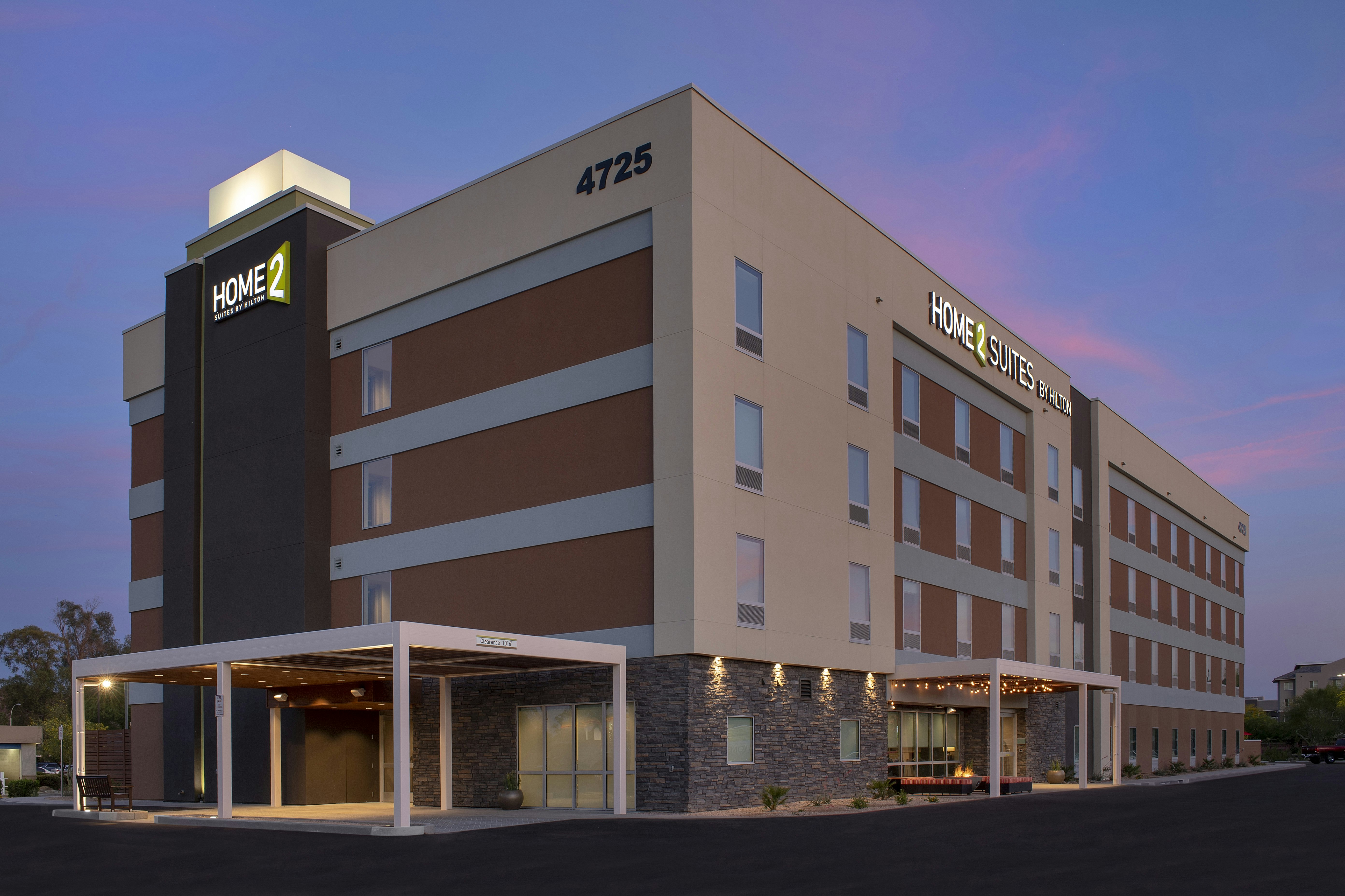 Home2 Suites by Hilton Phoenix Airport South 2/10