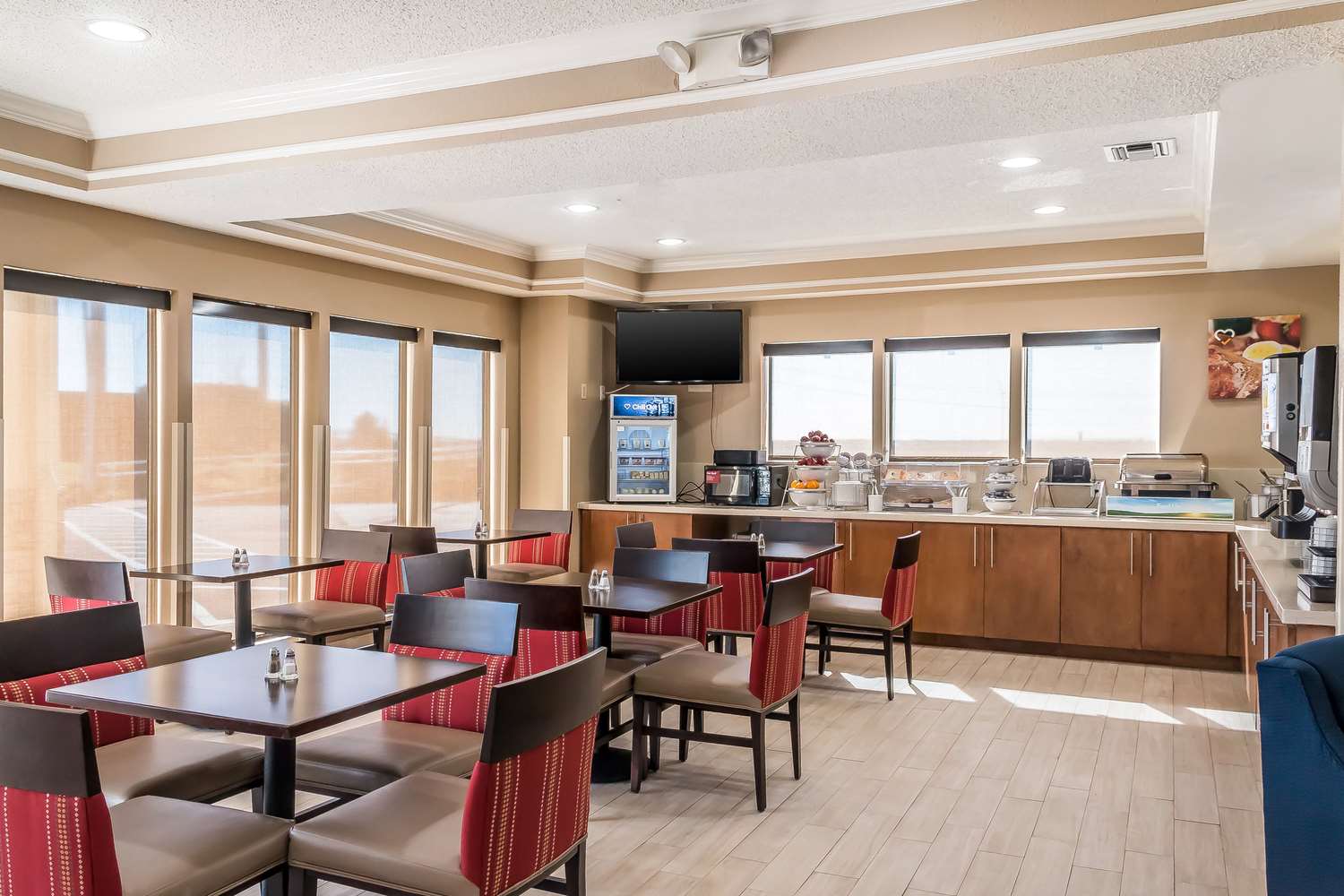 restaurant cafeteria