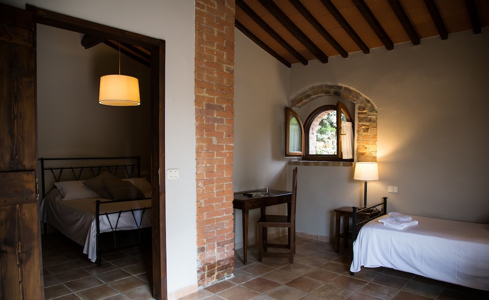 Tenuta Fattoria Vecchia 42/85