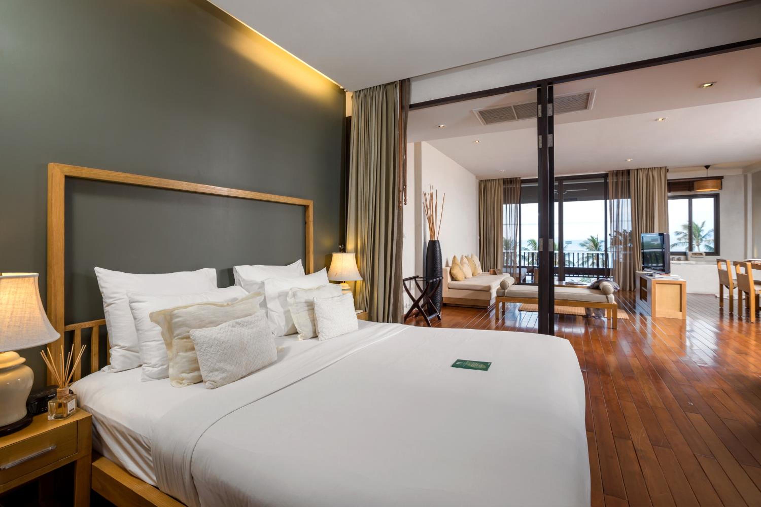 2 Bedrooms, Ocean, Suite