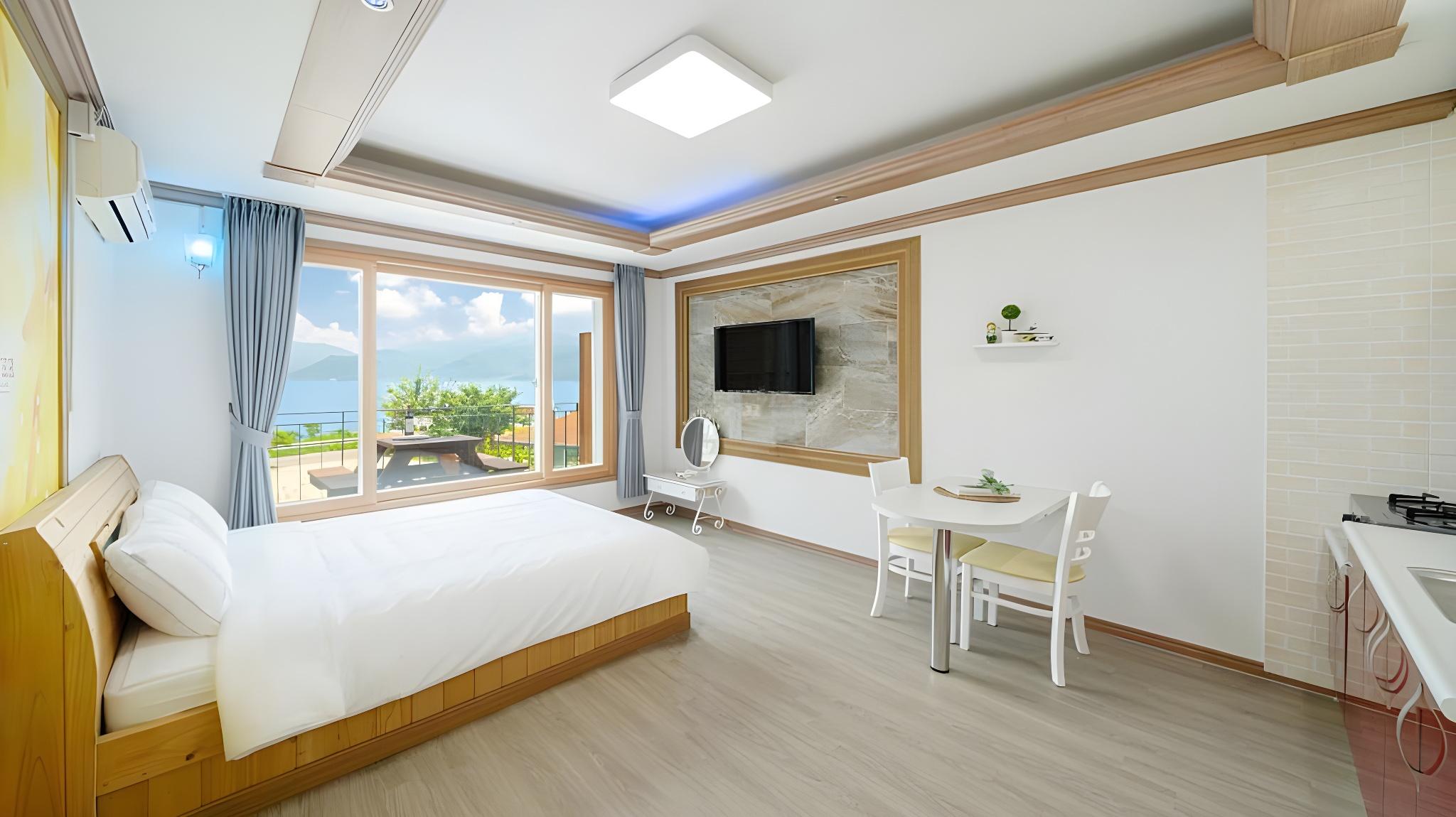 Namhae Seamaru Pension 6/20