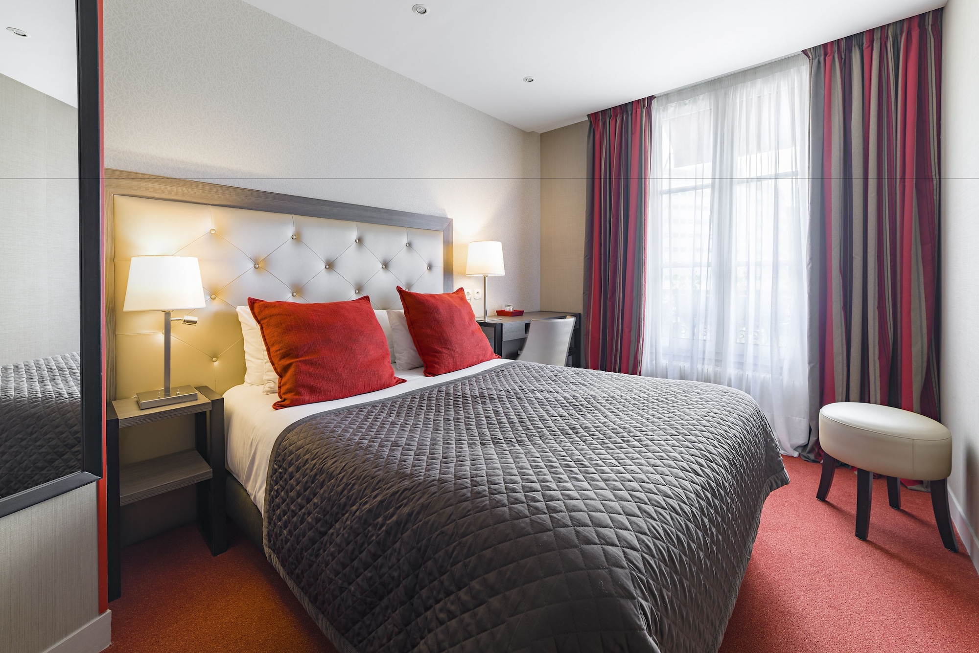 ROOM, DOUBLE BED, BATHTUB