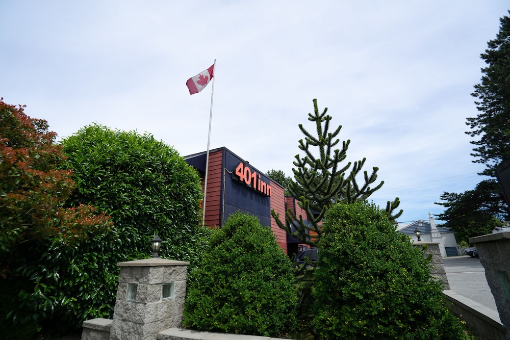 The New 401 Inn 44/50