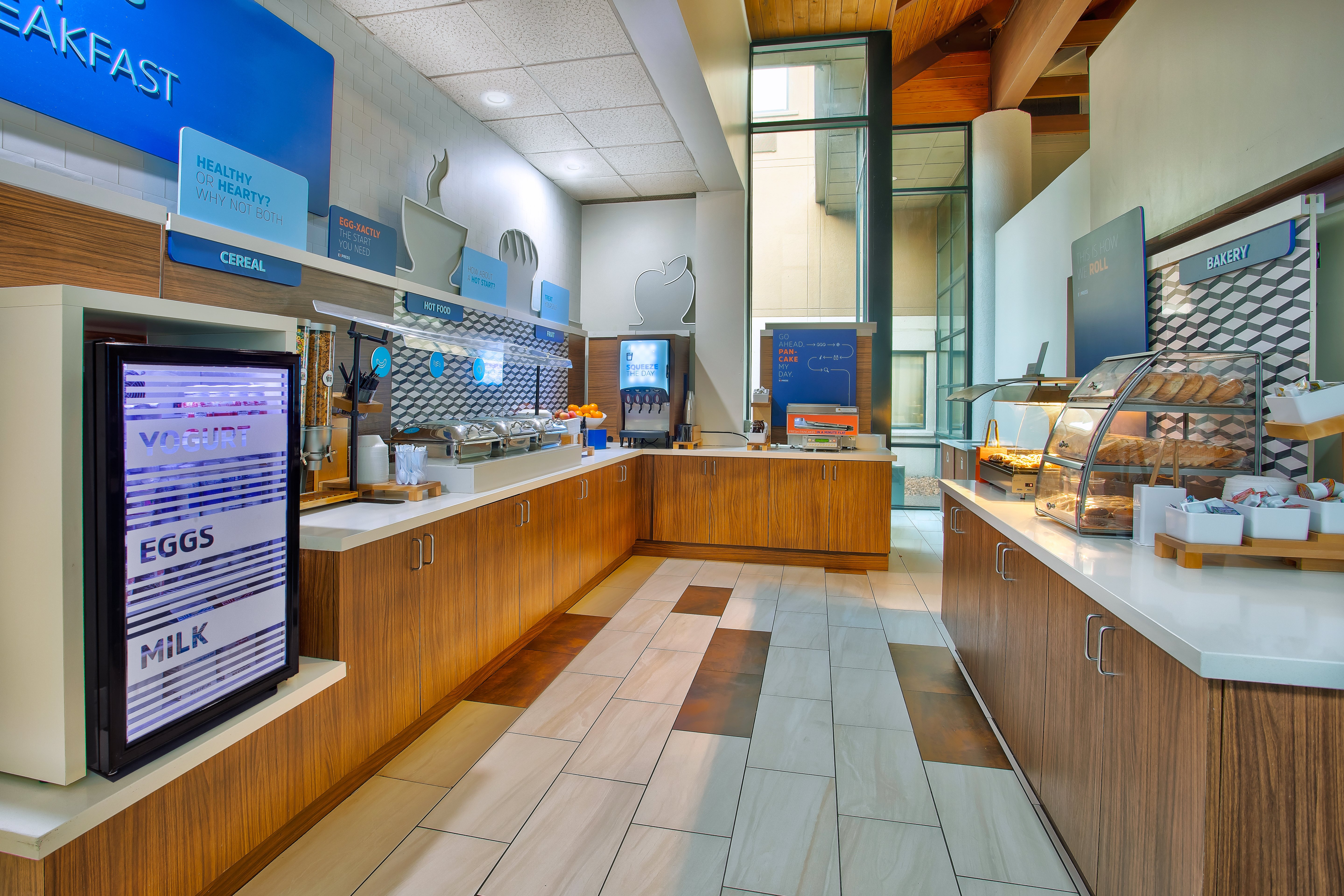 Holiday Inn Express Nashville Airport 11/49