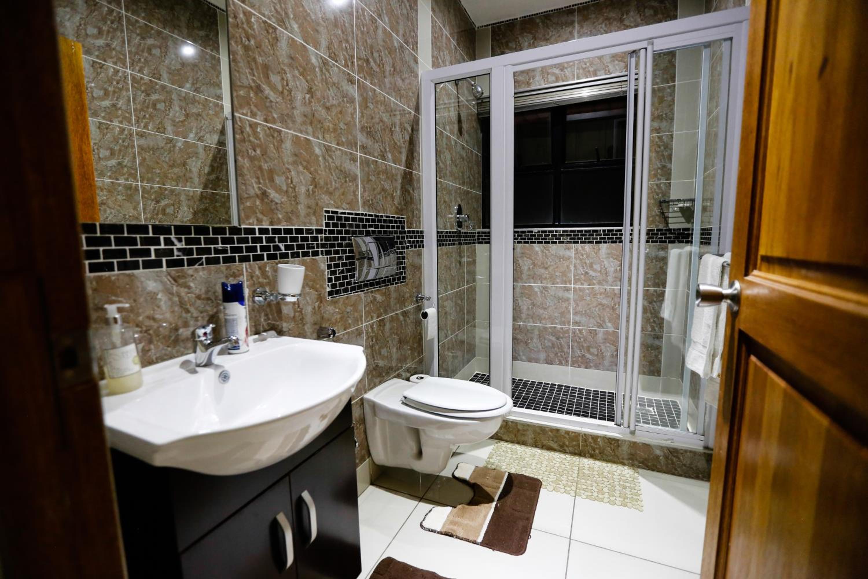 Grand View B&B 65/71