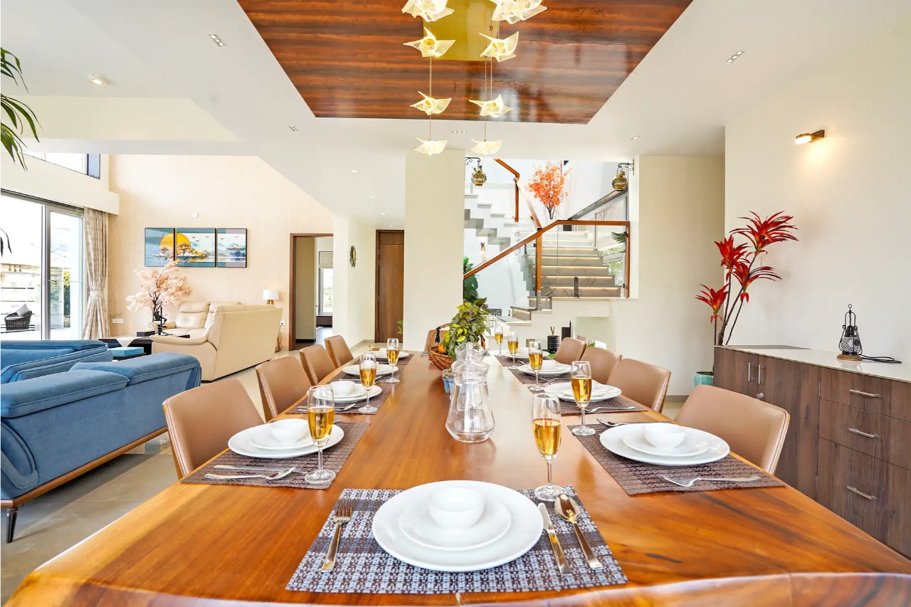 ELIVAAS Nimishka Villa 5 BHK Haven With Pvt Pool, Lavish Garden & Scenic Views 17/24