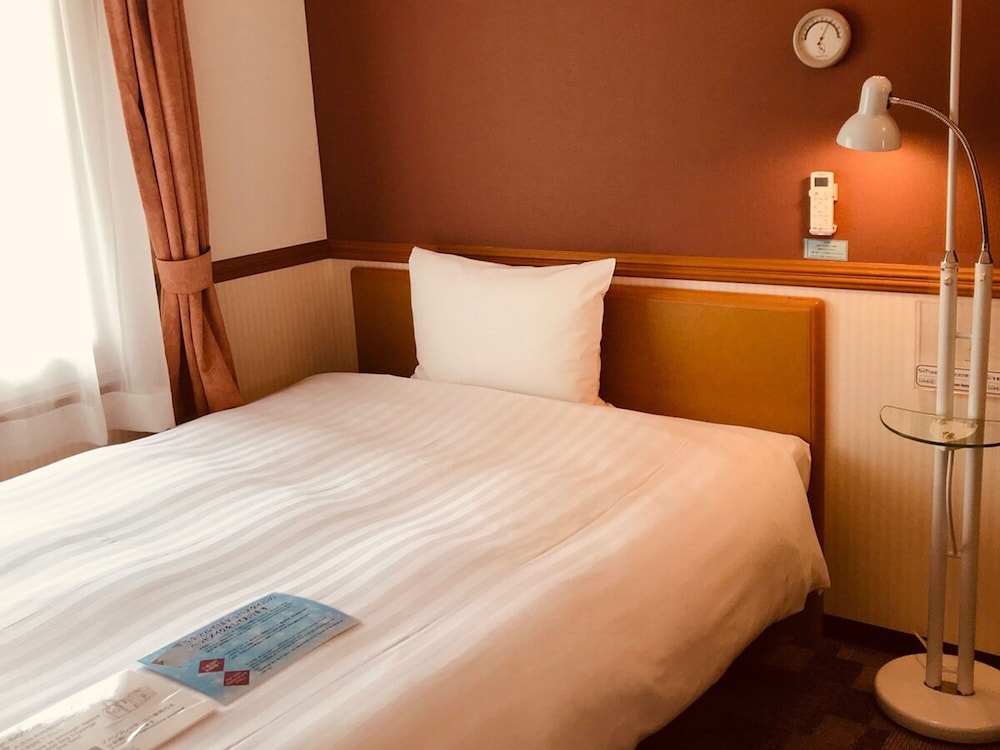 Toyoko Inn Mikawa-anjo-eki Shinkansen Minami-guchi No.1 19/42