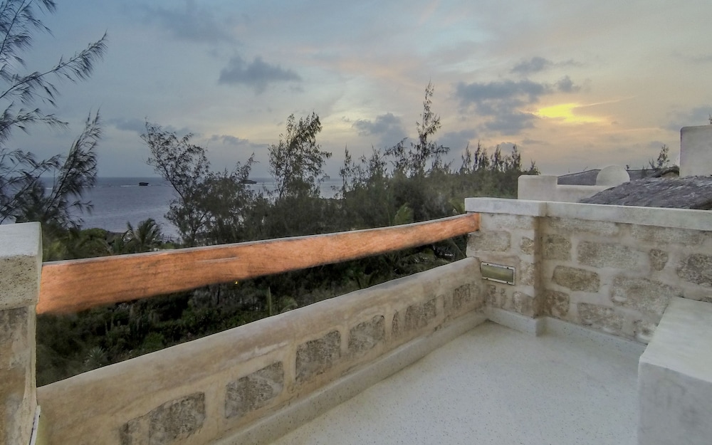 The Charming Lonno Lodge 24/50