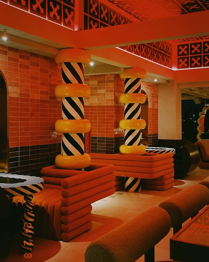 THIEN THAI HOTEL 33/49