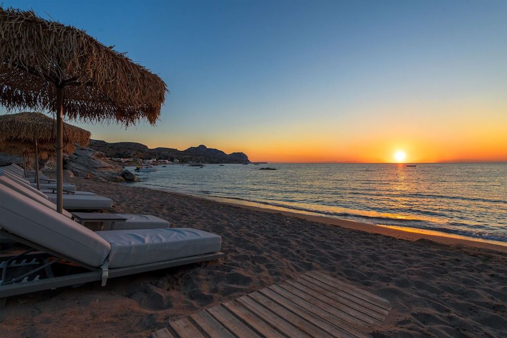 Porto Angeli Beach Resort 72/76