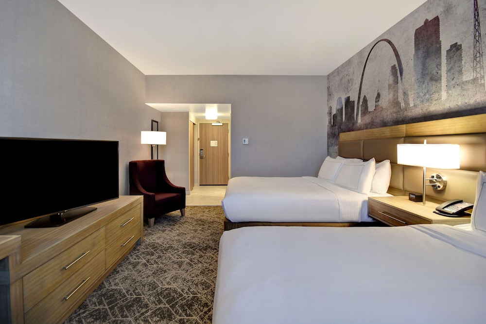 Doubletree By Hilton St Louis Airport Mo 15/59