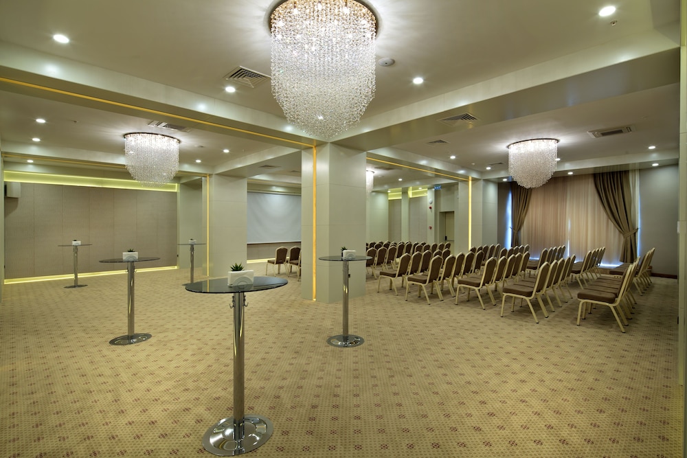 Mercure Ankara Kizilay 56/80