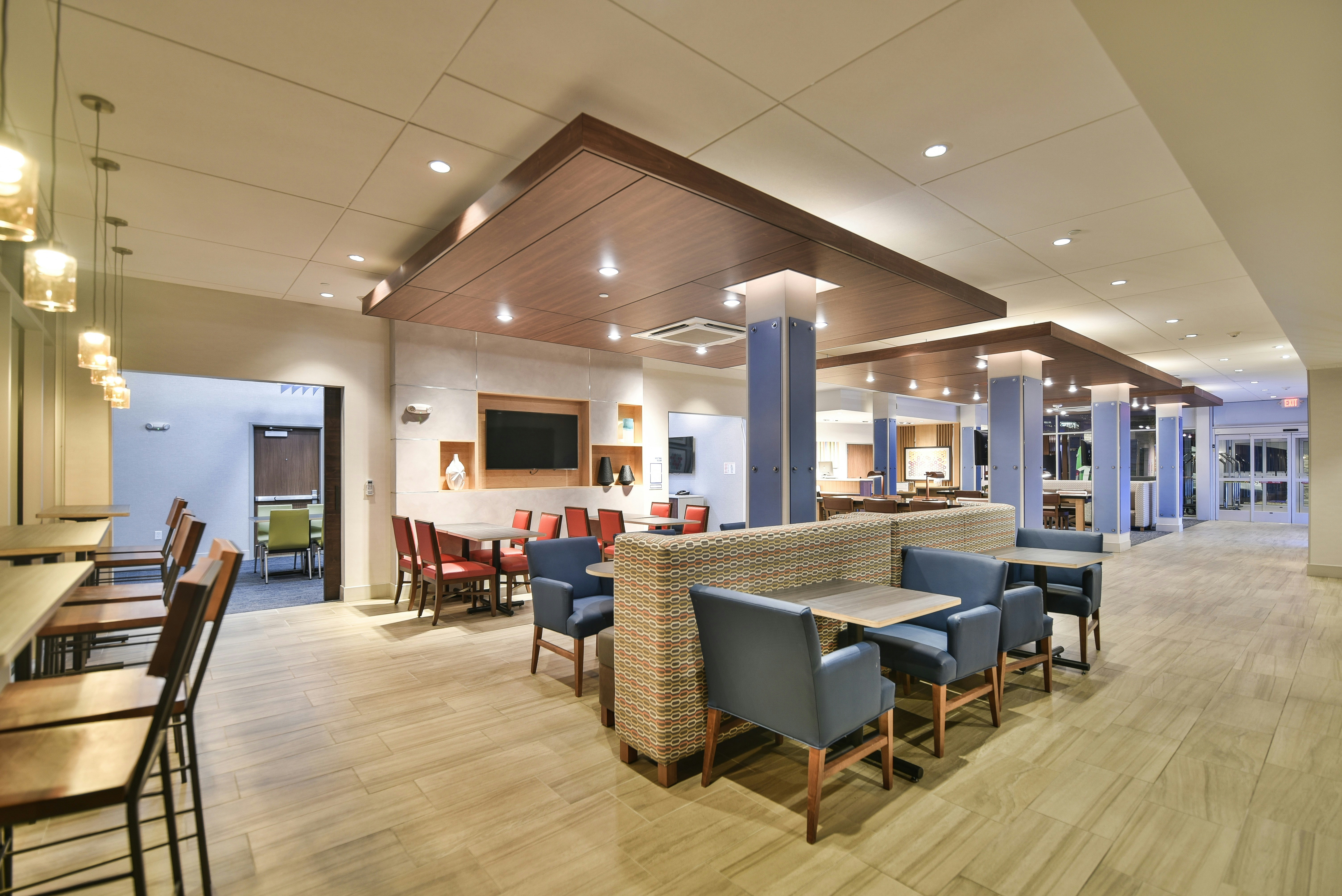 Holiday Inn Express & Suites Lehi Thanksgiving Point 50/58