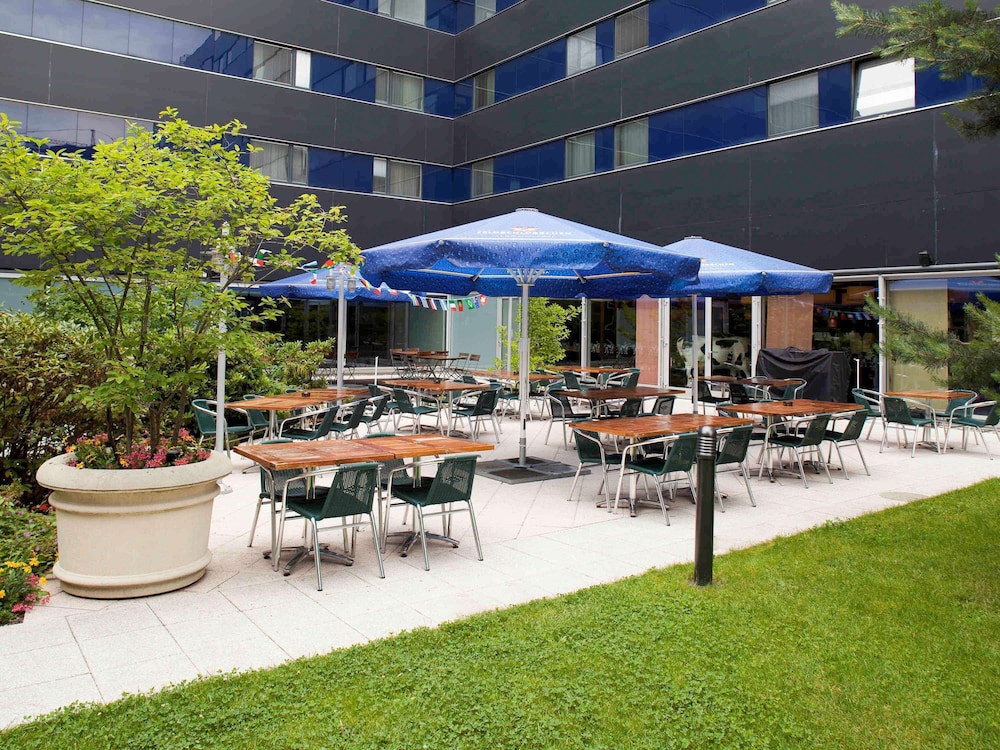 Ibis Zurich City West 6/72