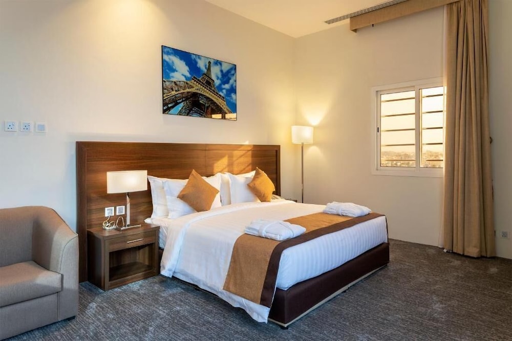 STANDARD, KING BED