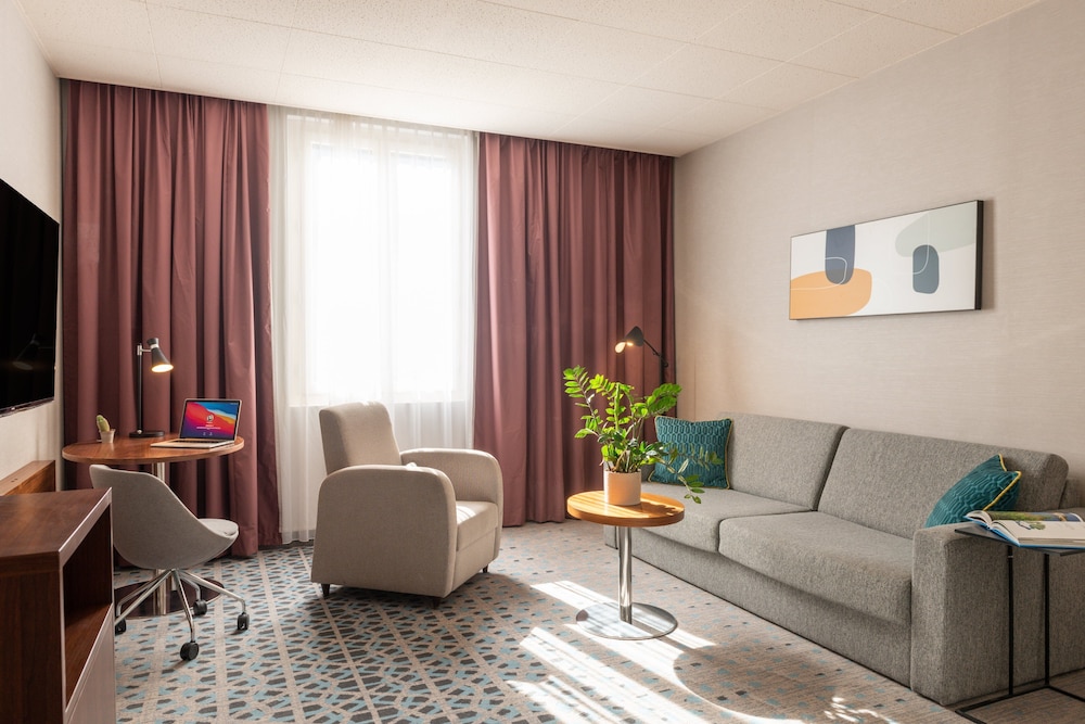 Crowne Plaza Paris Republique 48/76