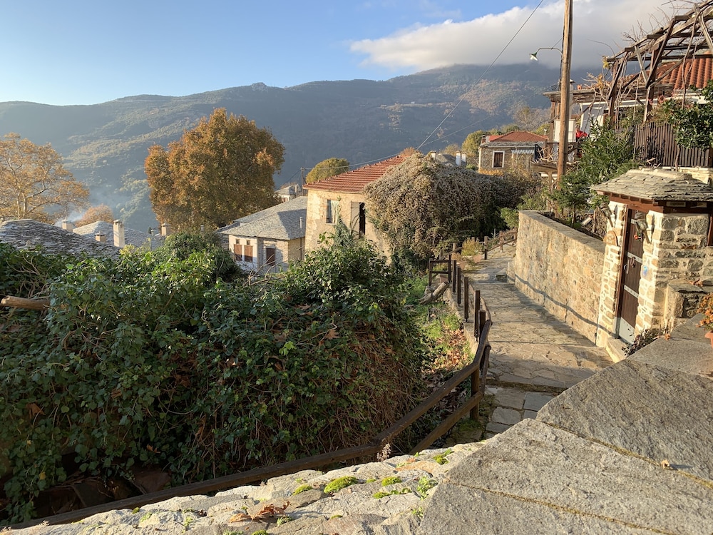 Palio Eleotrivio Guesthouse 45/50
