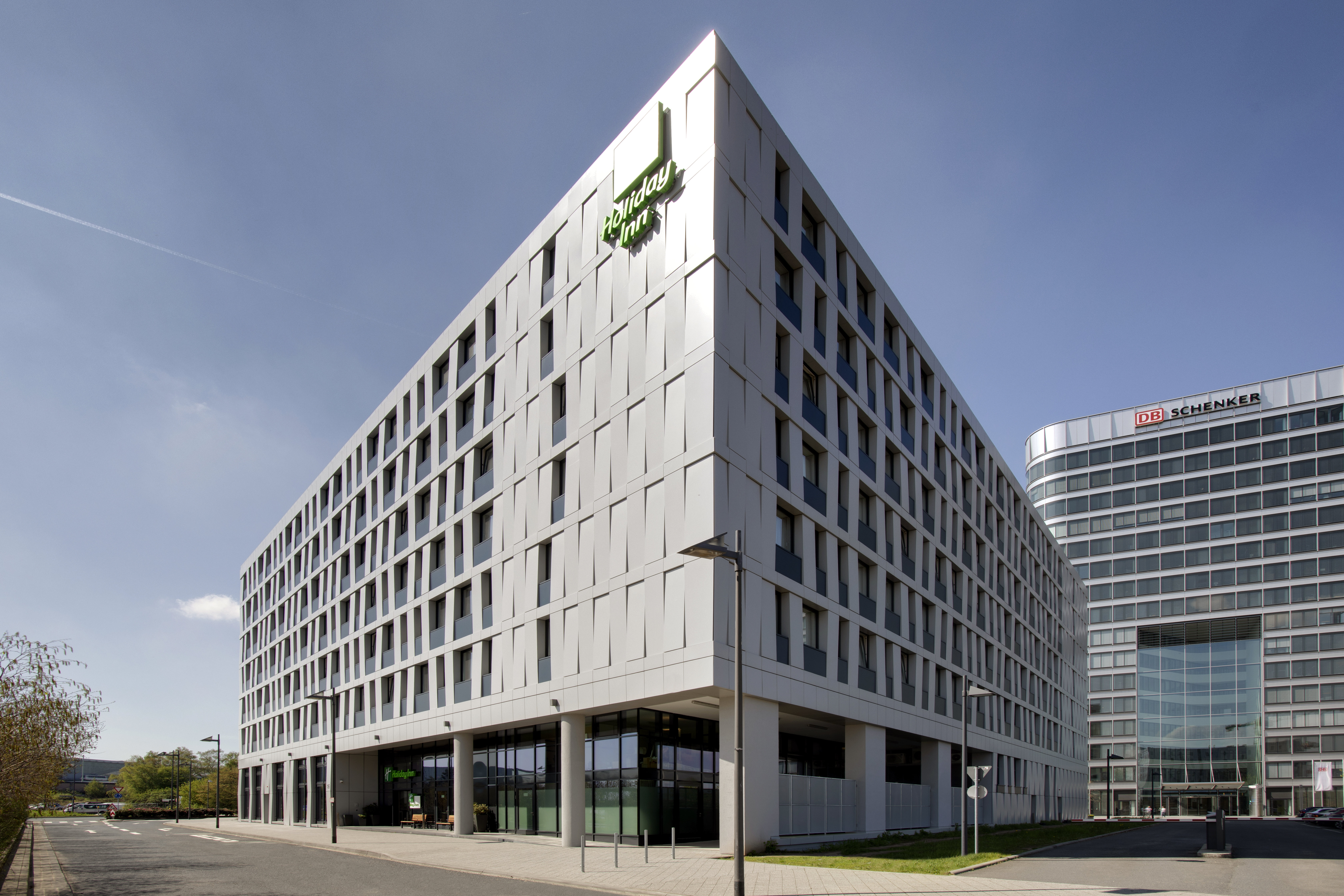 Holiday Inn Frankfurt Airport in FRANKFURT