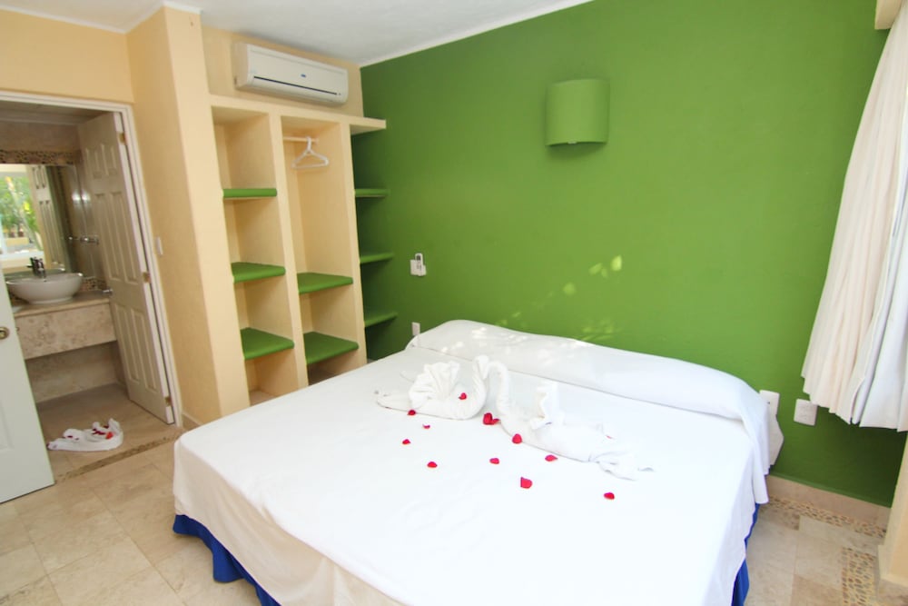 Villamar Princesa Suites 30/63