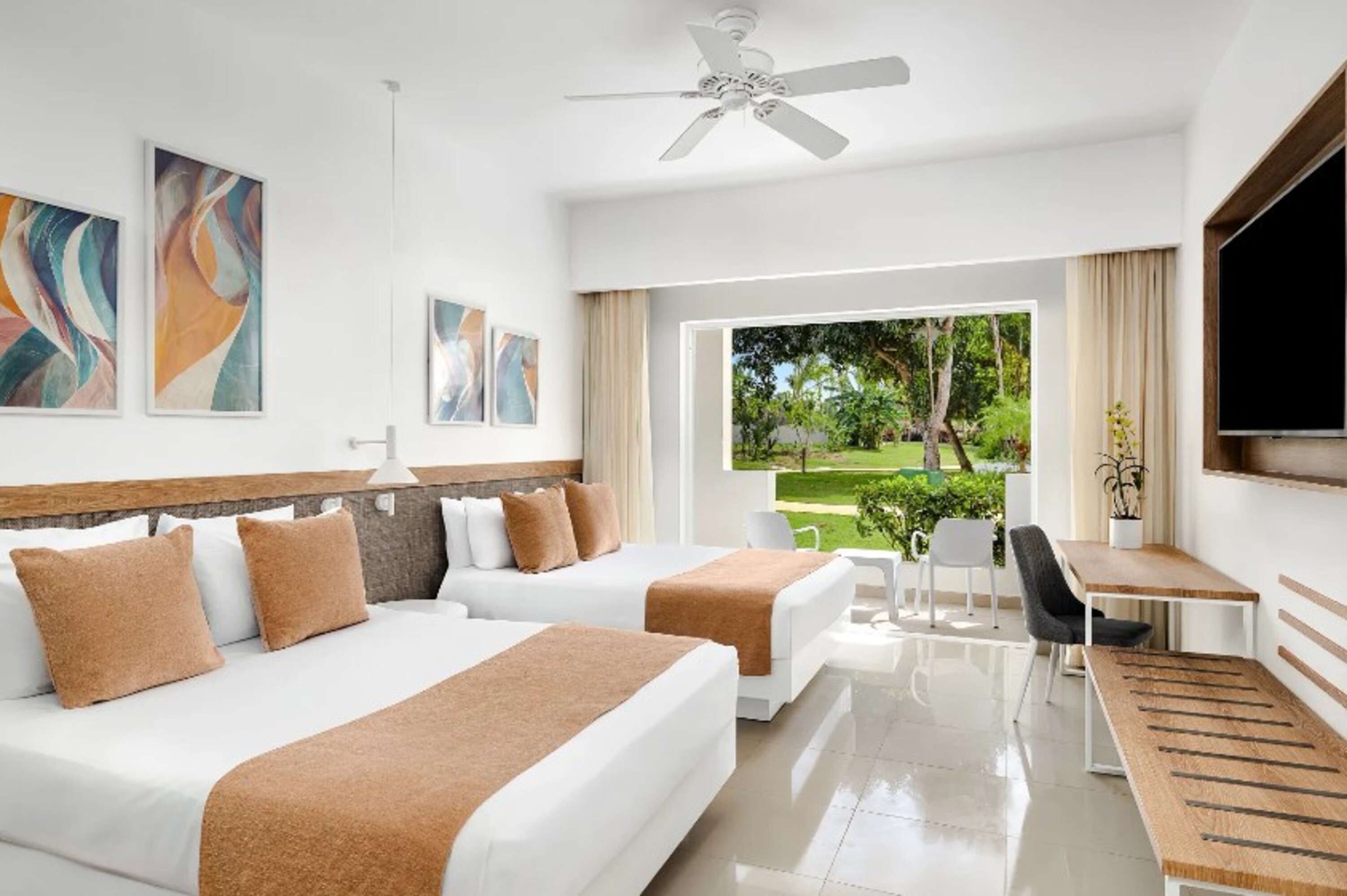 Deluxe, Double Bed, Tropical View