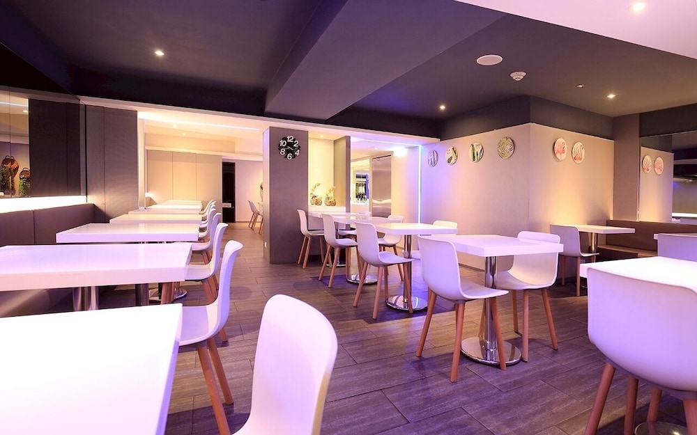 CityInn Hotel Plus Taichung Station Branch 57/73