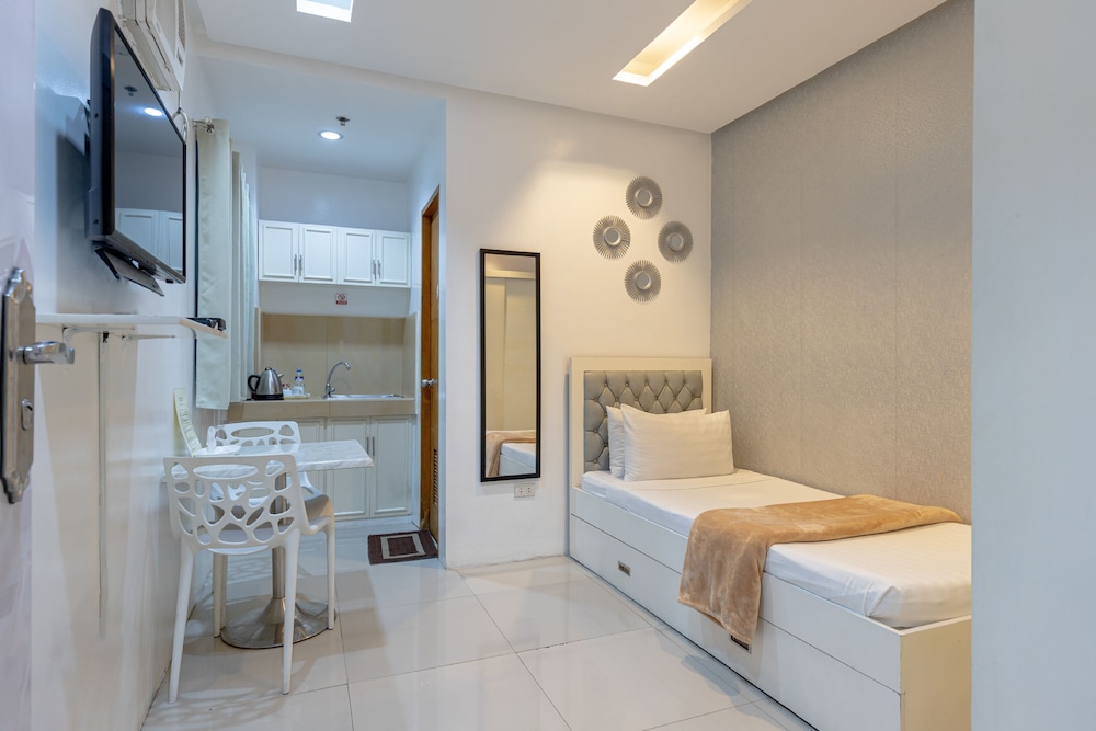 Baymont Suites And Residences 22/40