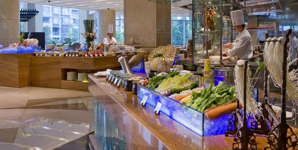 Nanyuan Universe Deluxe Hotel 53/69