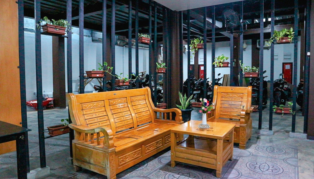 OYO 3728 Tunas Plaza Residence 4/24